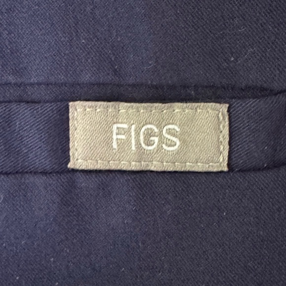 FIGS Technical Collection Top Navy‎ Women’s XS - Picture 2 of 6